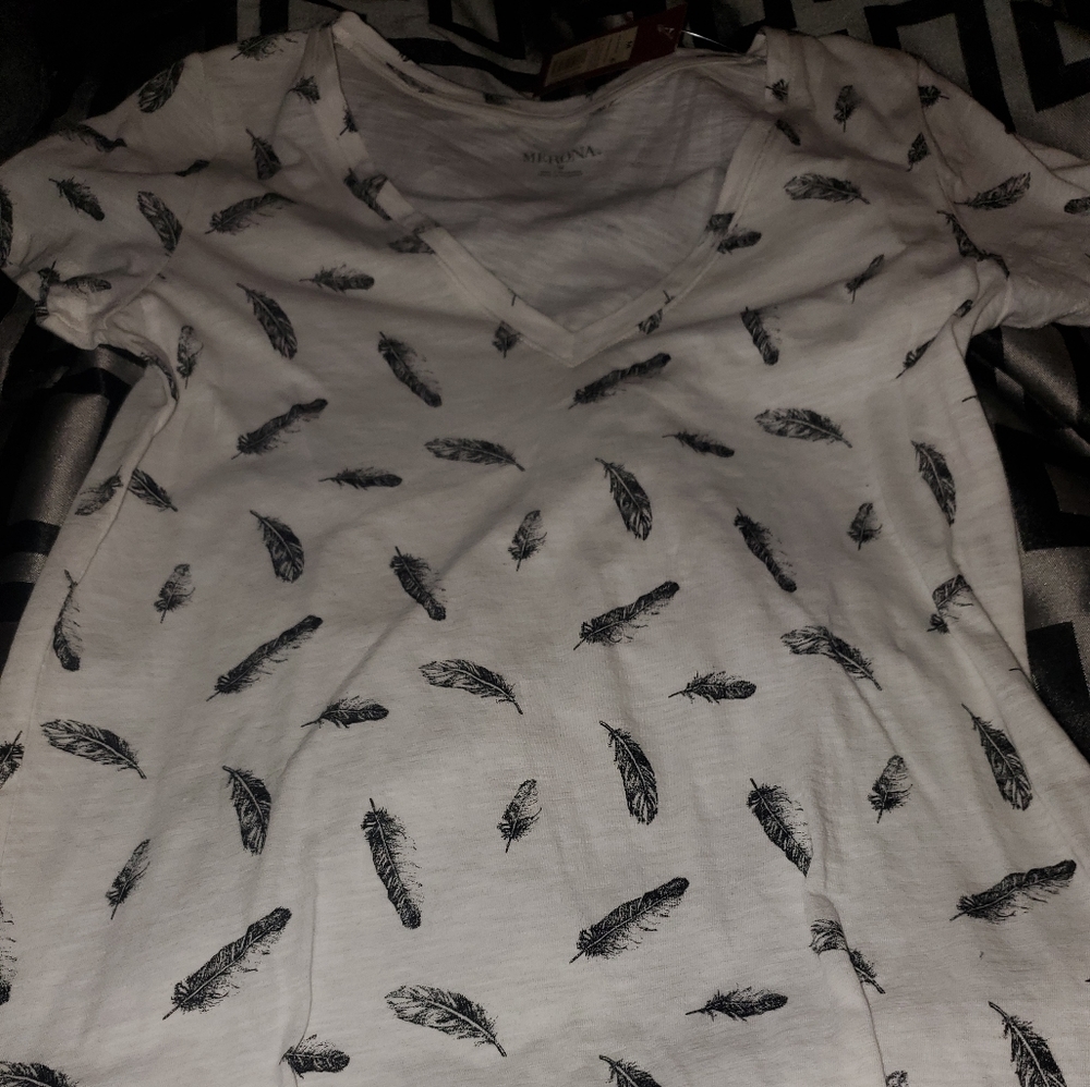 V neck feather tee with tags attached